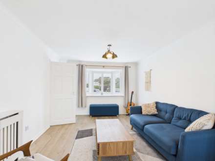 Sheerstock, Haddenham, Image 2