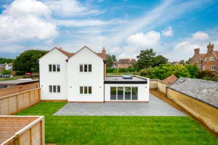 The Green, Chearsley, Image 20