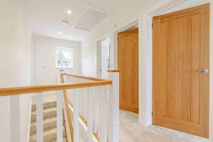 The Green, Chearsley, Image 9