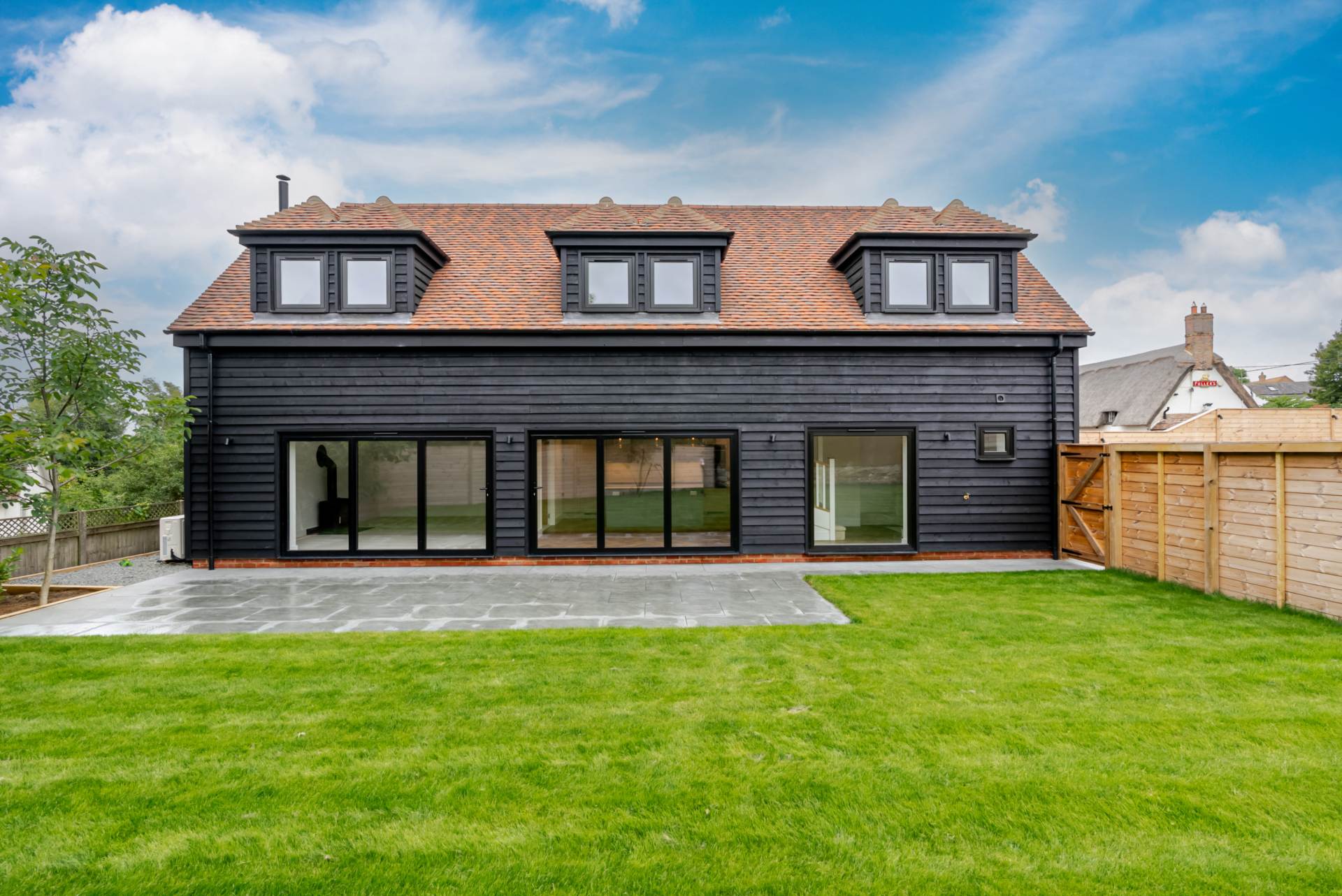 The Green, Chearsley, Image 2