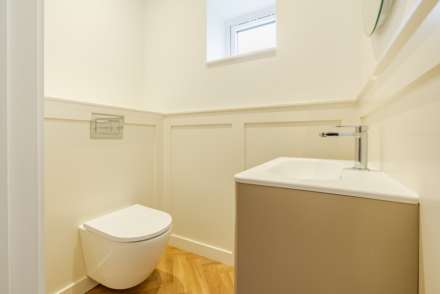 The Green, Chearsley, Image 11