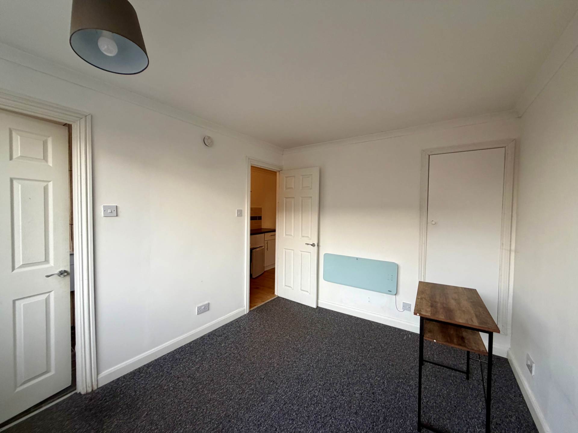 Winchester House, Bishops Walk, Image 4