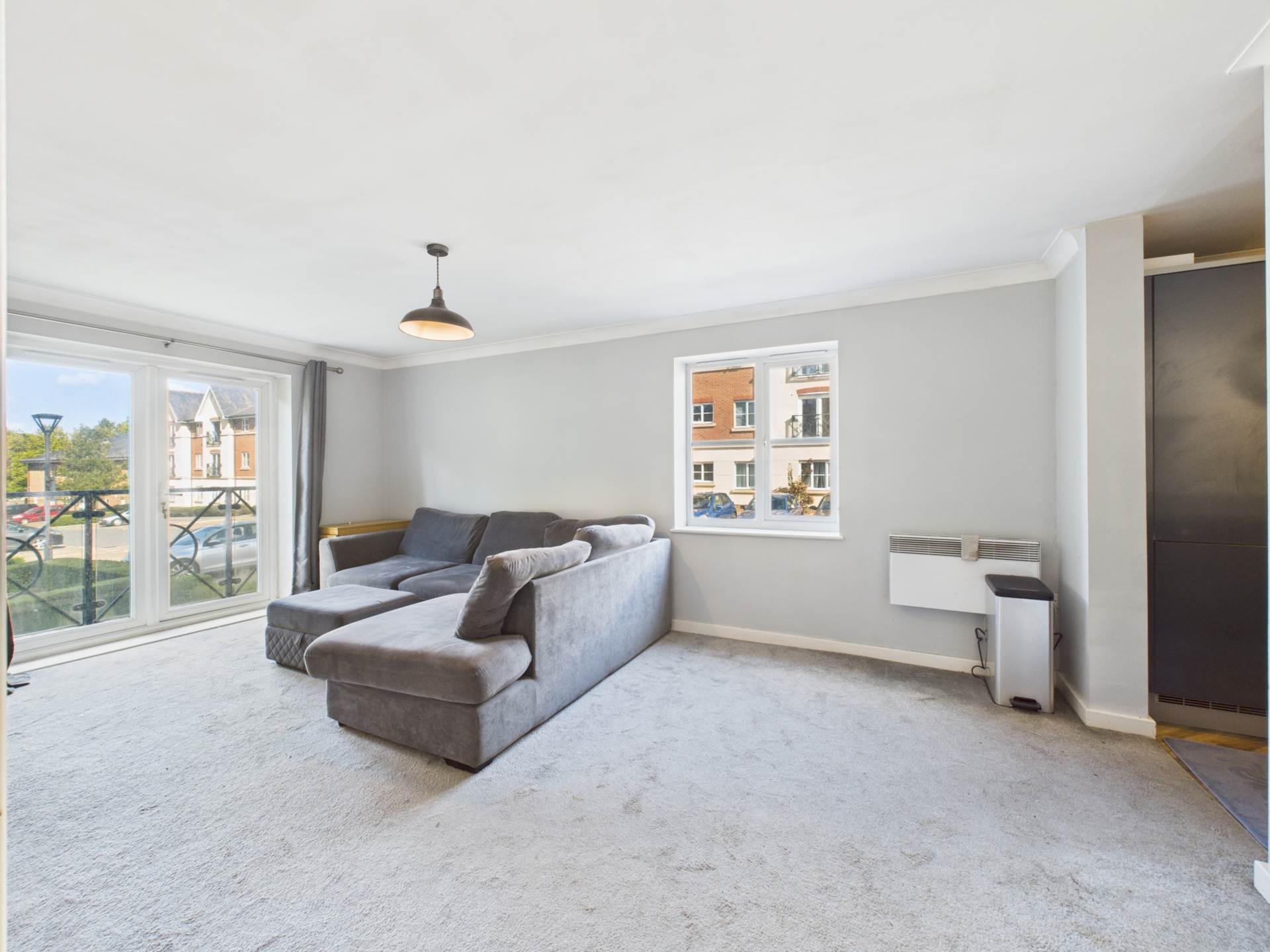 Viridian Square, Aylesbury, Image 3