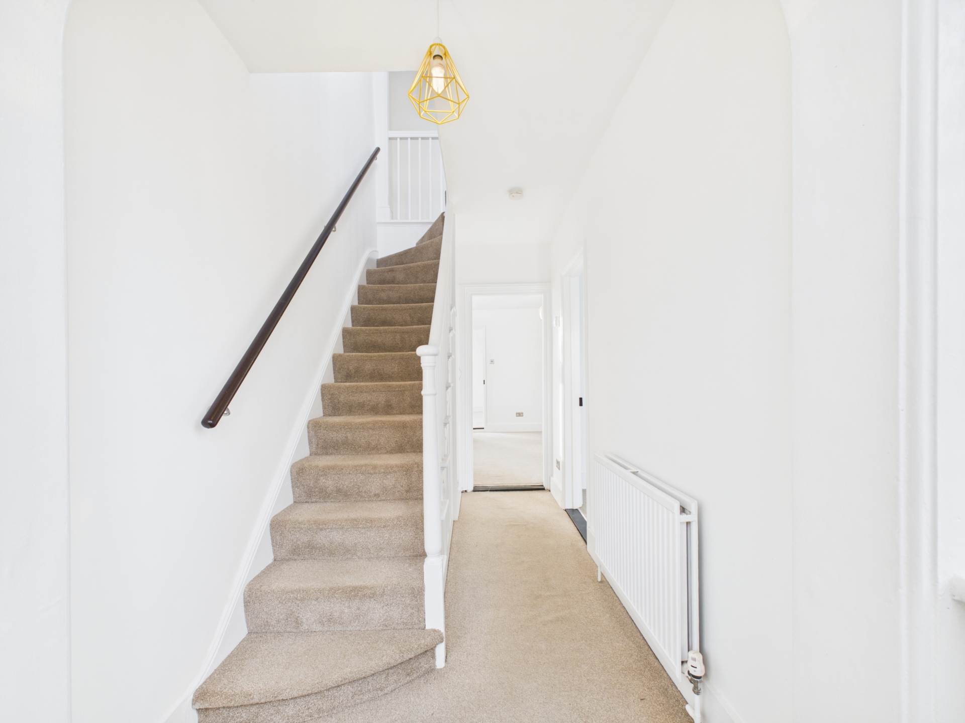 Queen Street, Waddesdon, Image 12