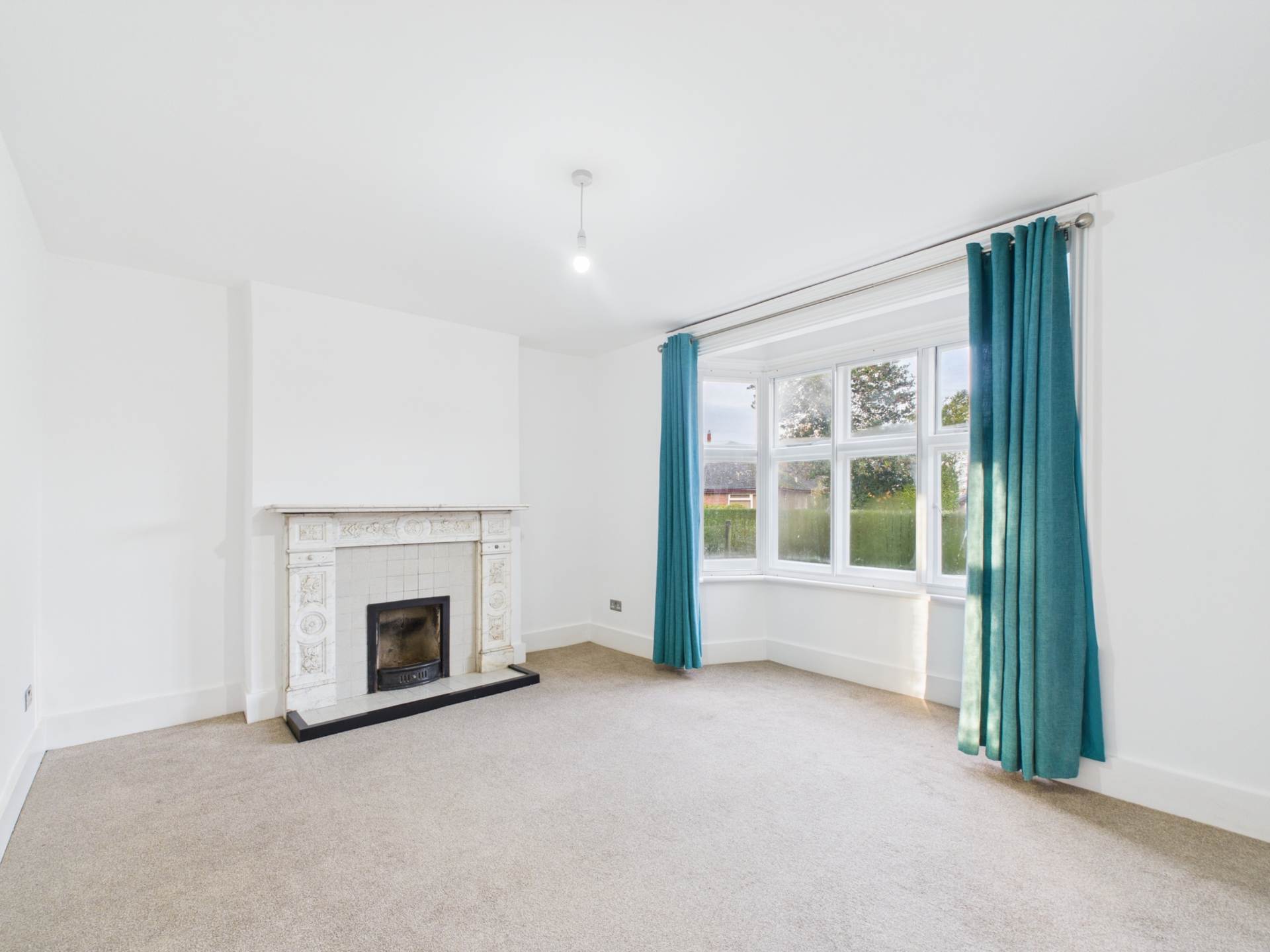 Queen Street, Waddesdon, Image 4