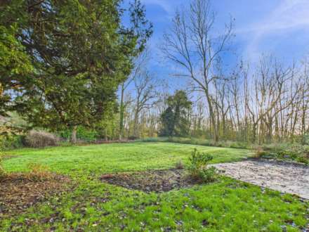 Queen Street, Waddesdon, Image 23