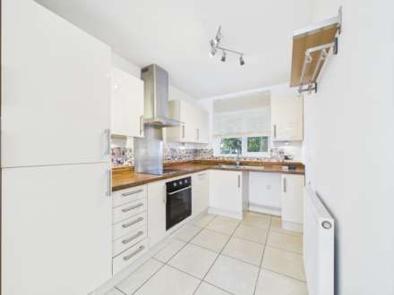 Bicester Road, Aylesbury, Image 2