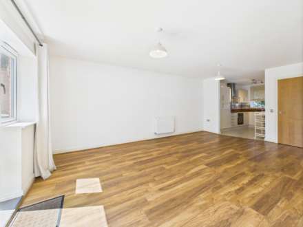 Bicester Road, Aylesbury, Image 3