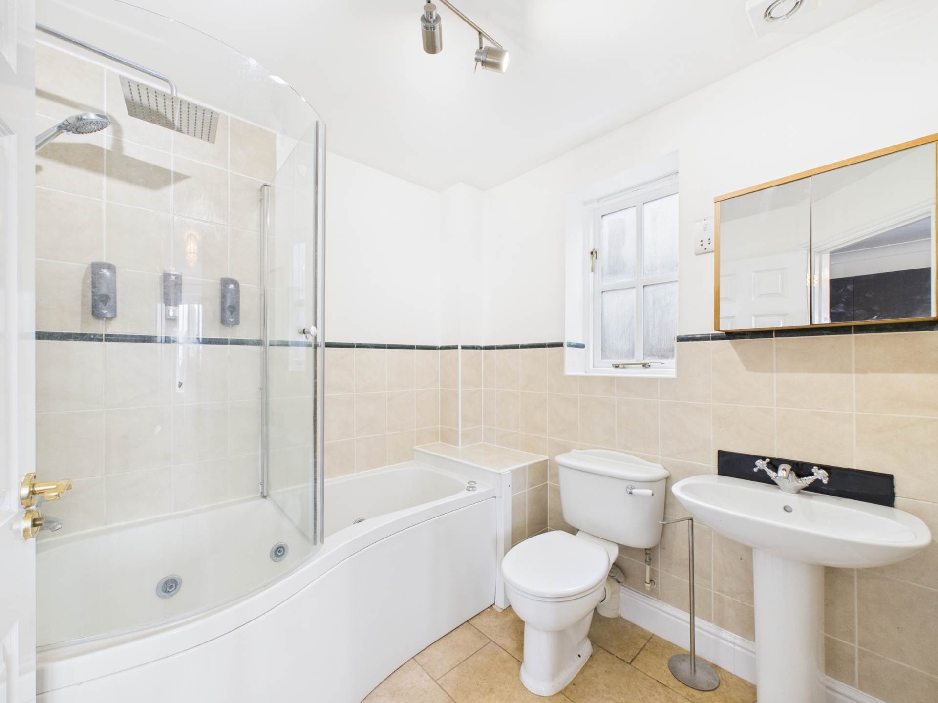 George Court, Grendon Underwood, Image 12