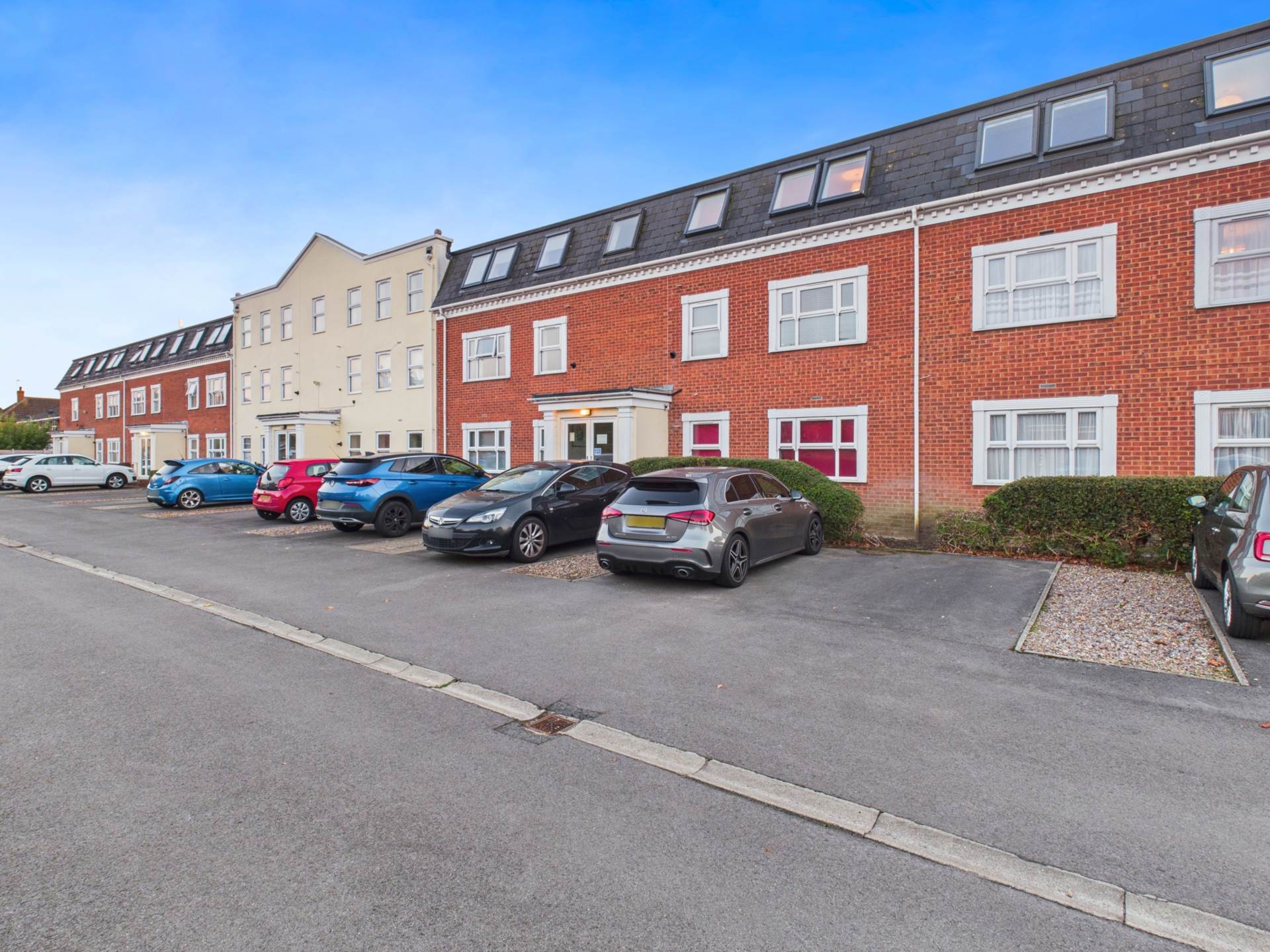 Dove House, Dove Place, Image 7