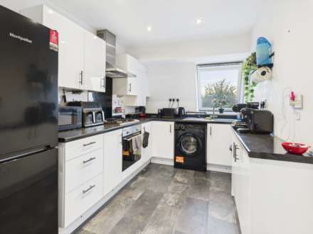 Dove House, Dove Place, Image 3