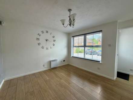 Rye Close, Aylesbury, Image 2