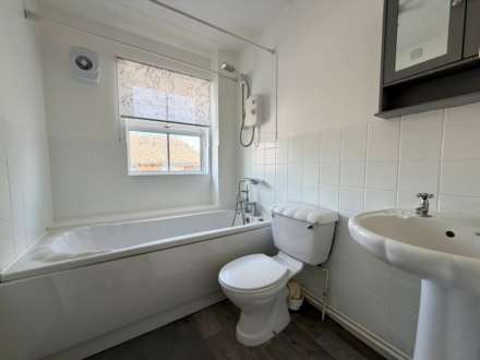 Rye Close, Aylesbury, Image 6