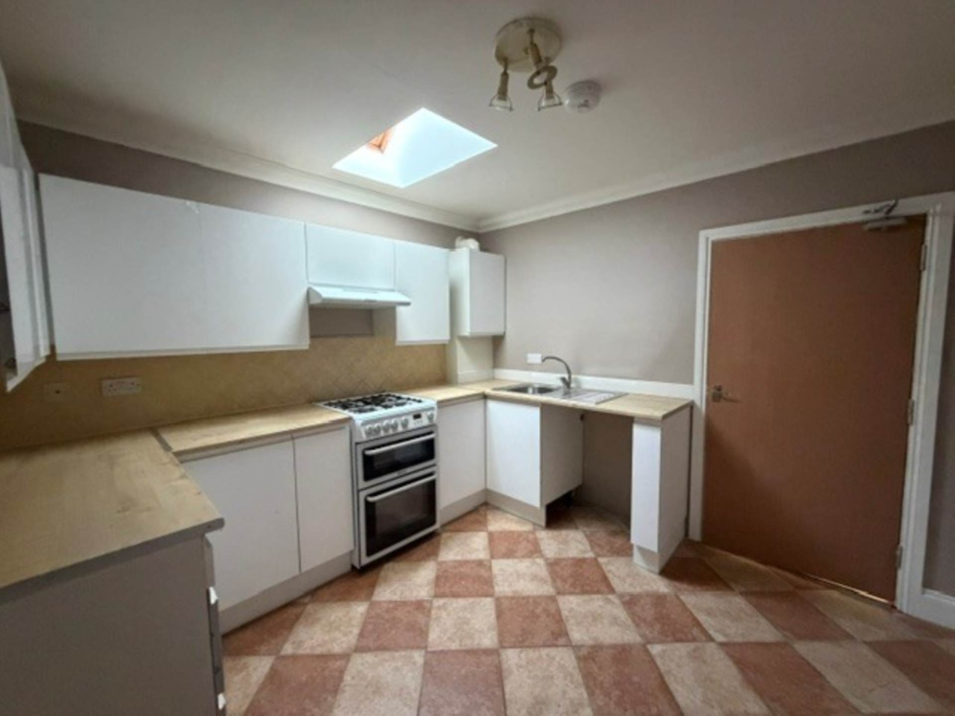 St. Johns Road, Aylesbury, Image 9