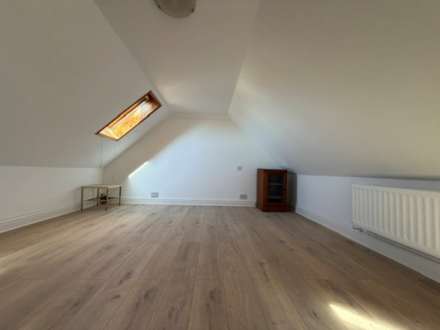St. Johns Road, Aylesbury, Image 10