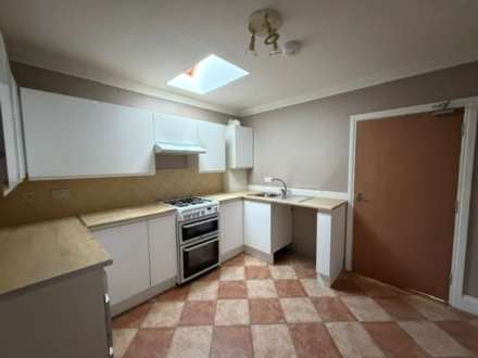 St. Johns Road, Aylesbury, Image 9