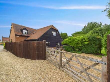 Beech Tree Court, Whitchurch, Image 2