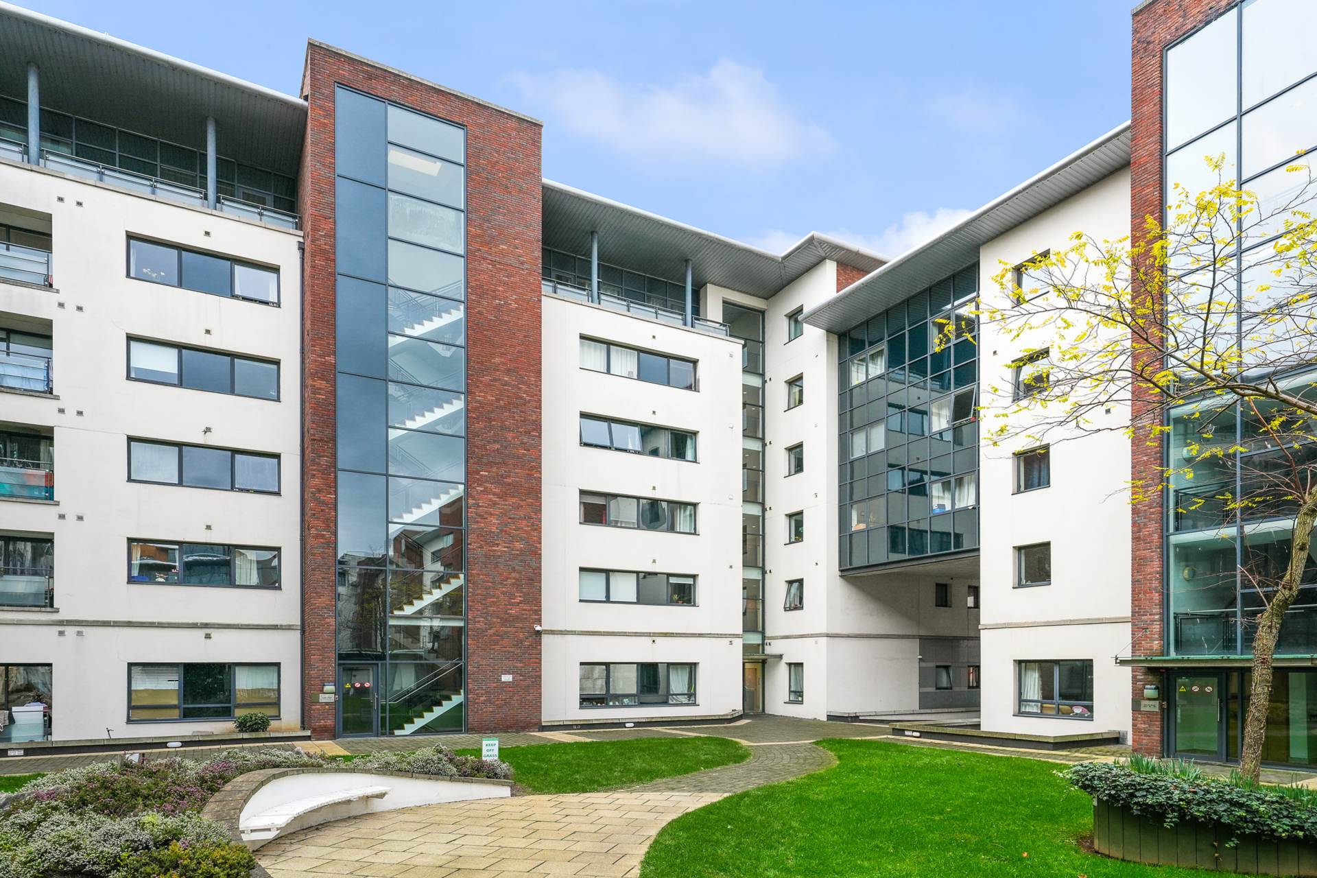 157 Shannon House, Custom House Square, I.F.S.C,  D01 CF38, D01 CF38