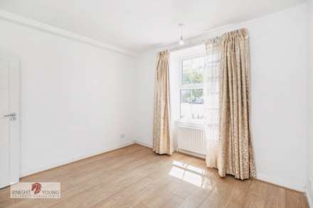 Wellington House, Ealing, Image 5