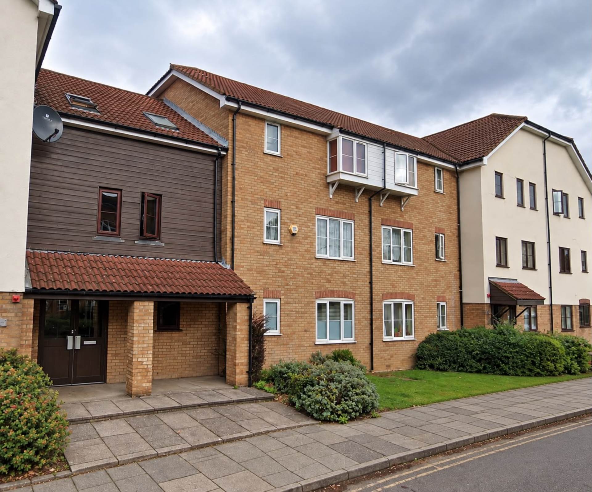 Millers Court, Alperton, Image 13