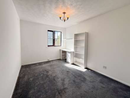 Millers Court, Alperton, Image 11