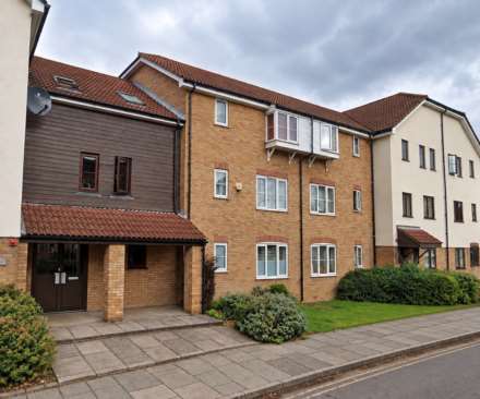 Millers Court, Alperton, Image 13