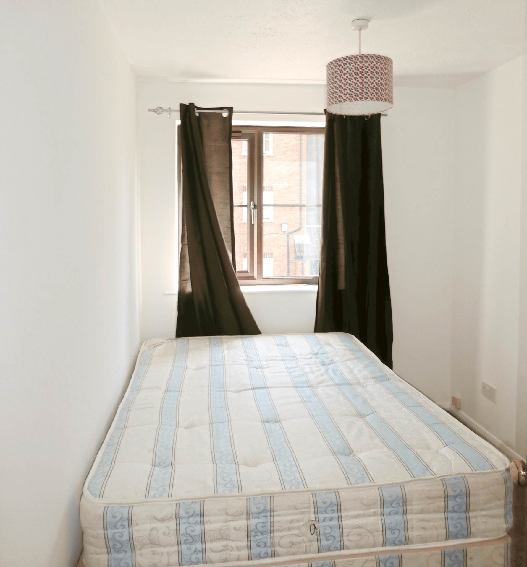 Priory Court, Alperton, Image 4