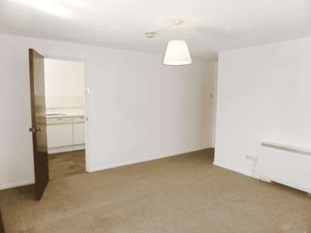 Priory Court, Alperton, Image 2