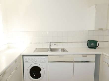 Priory Court, Alperton, Image 5