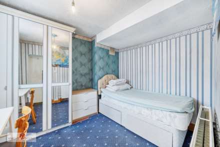 Huxley Gardens, NW10, Image 11