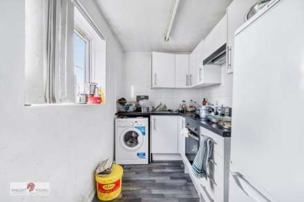 Campion, Elmore Close, Image 5