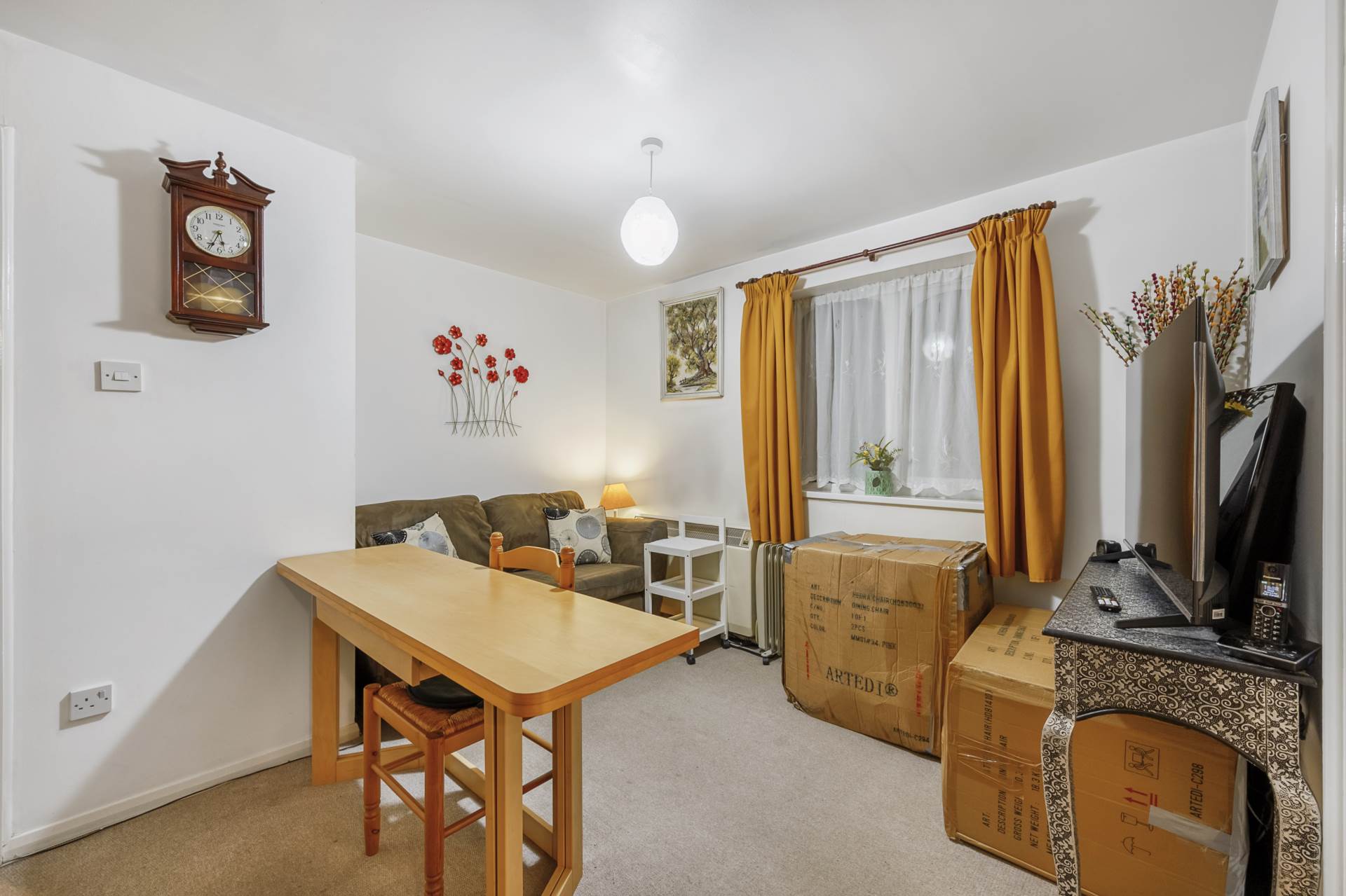 Brindley Close, Greater London, Image 3