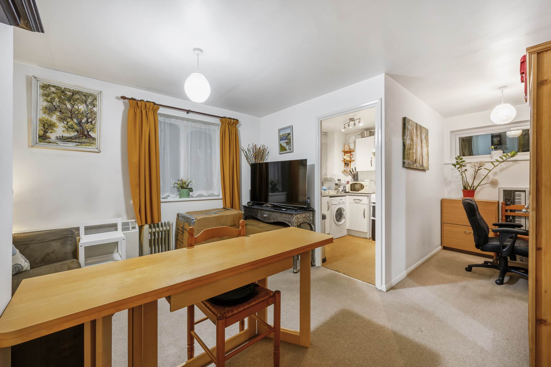 Brindley Close, Greater London, Image 4