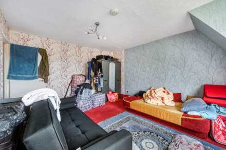 Abbeyfields Close, London, Image 3