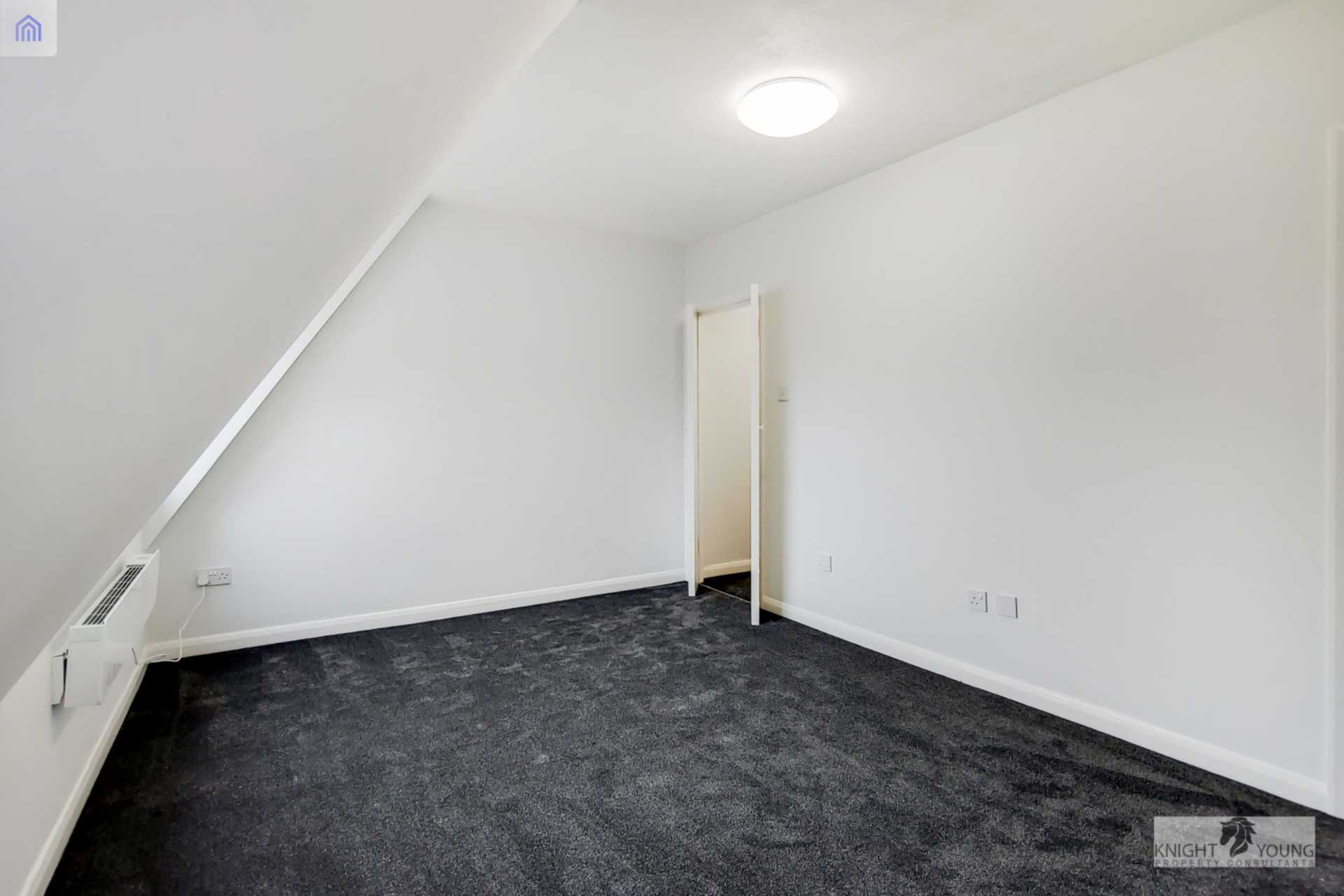 Abbeyfield Close, Park Royal, Image 7
