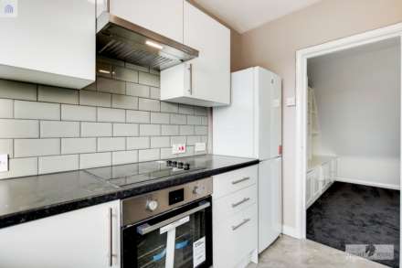 Abbeyfield Close, Park Royal, Image 8