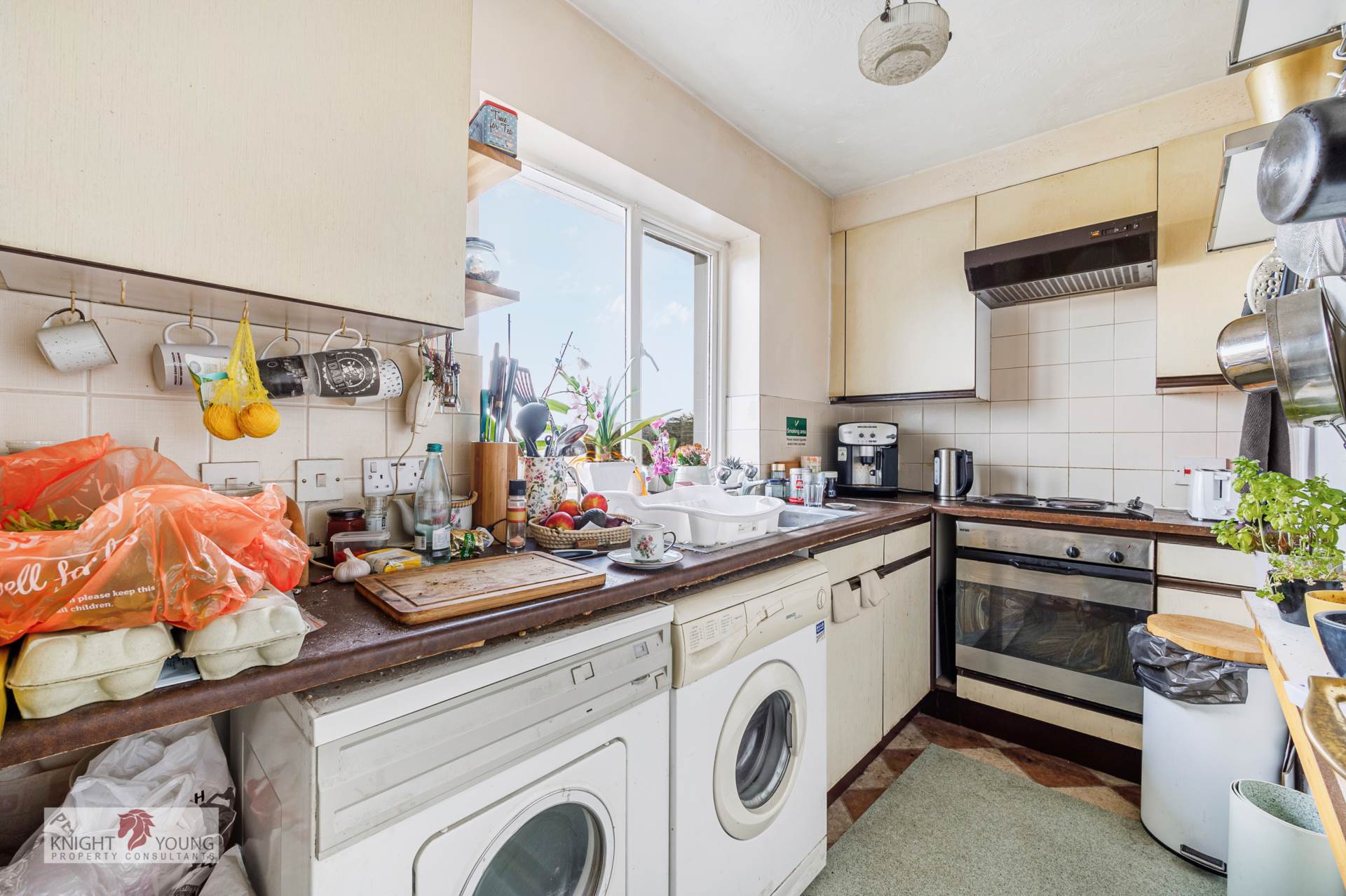 Abbeyfields Close, Park Royal, Image 6