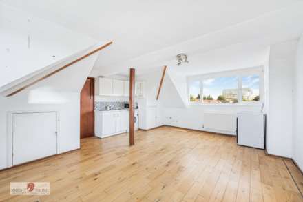 Lynwood Road, London, Image 8