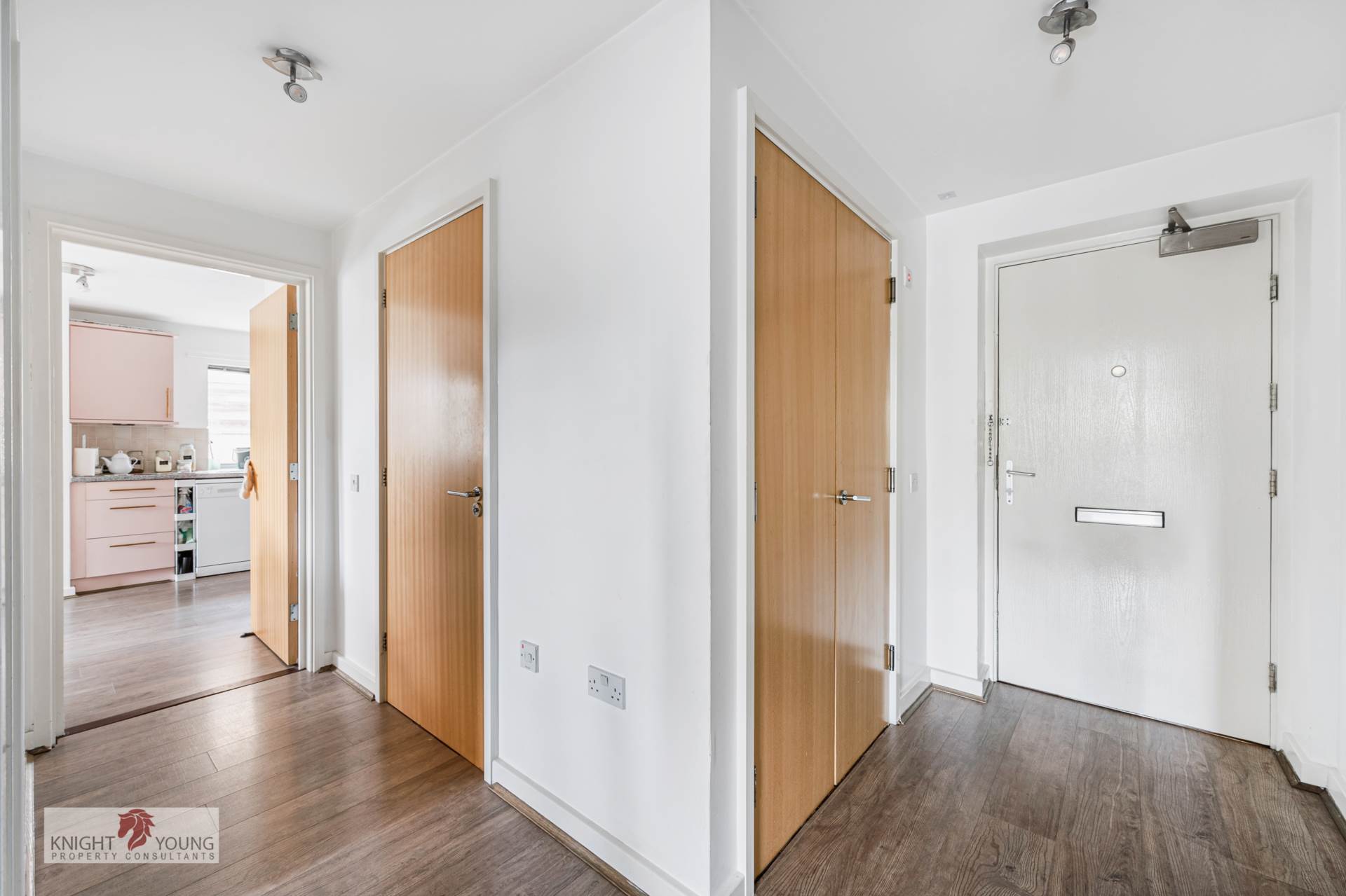 Agate Close, London, Image 11