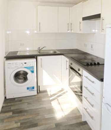 Campion, Elmore Close, Image 3