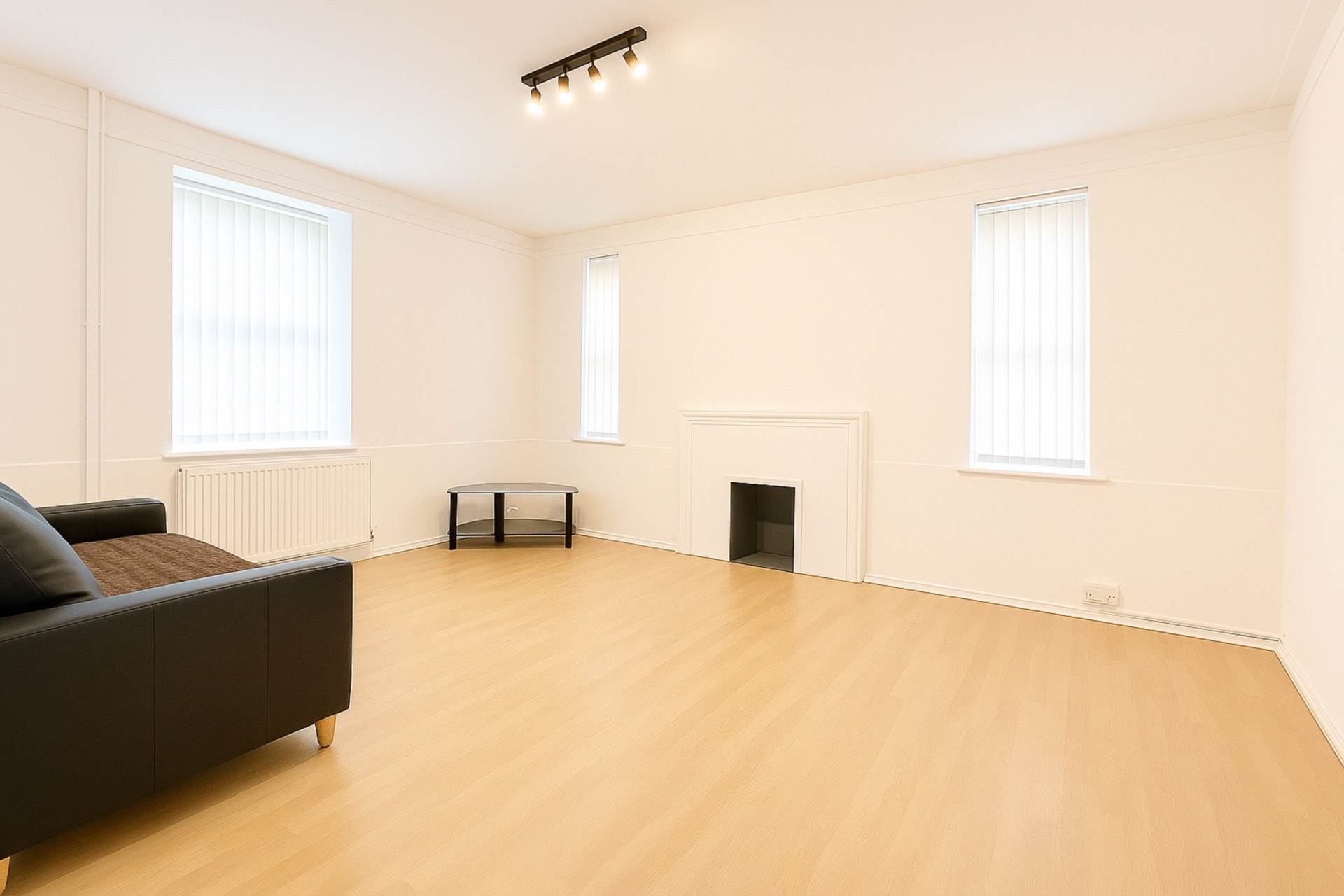 Wellington House, Ealing, Image 1