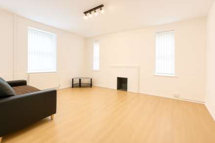 Wellington House, Ealing, Image 1