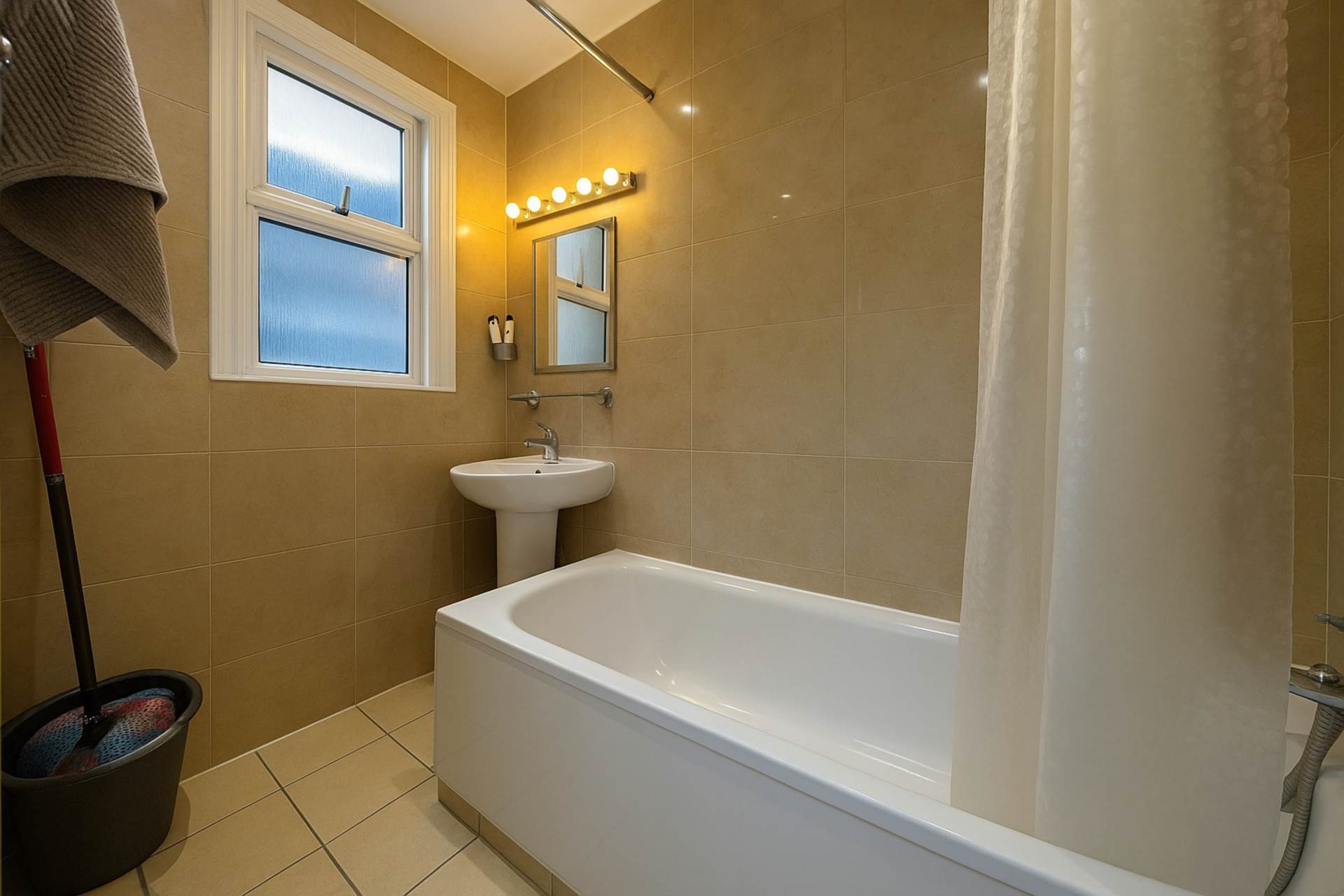 Horn Lane, W3 6TQ, Image 8