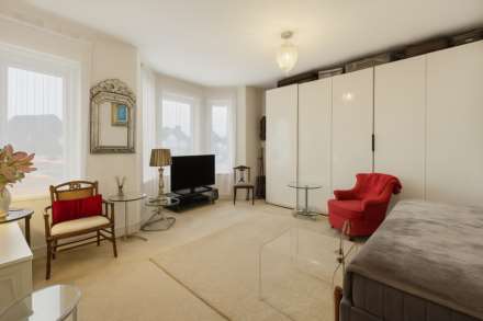 Horn Lane, W3 6TQ, Image 10