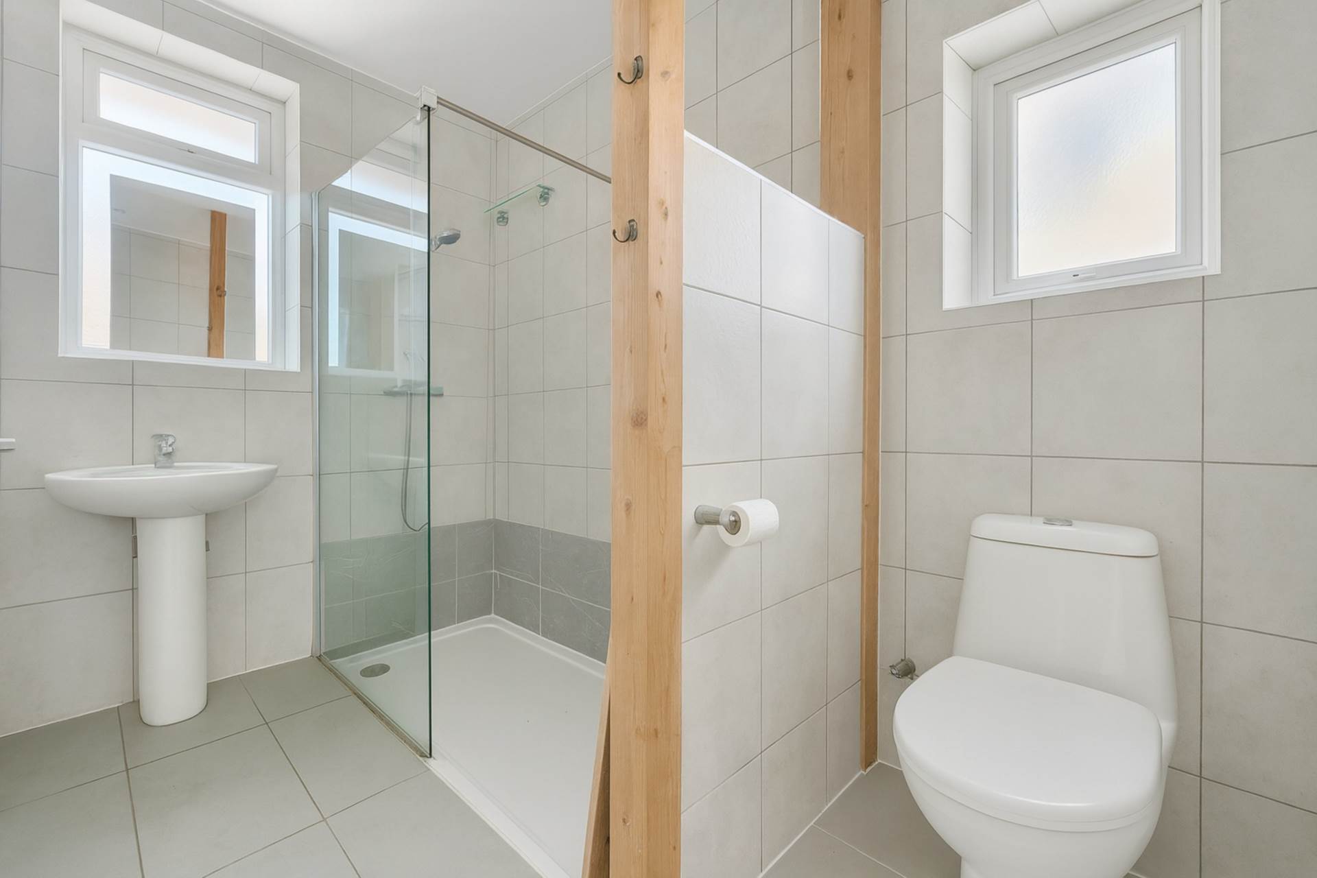 Brunswick Road W5 , London, Image 7