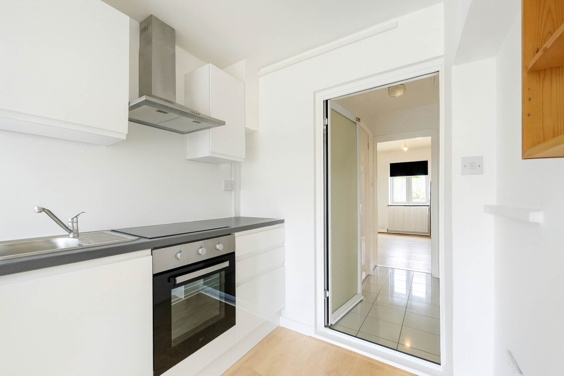 Chaplin Road, Wembley, Image 7