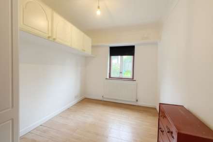 Chaplin Road, Wembley, Image 13