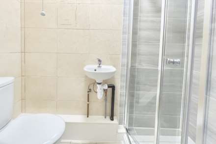 Chaplin Road, Wembley, Image 8