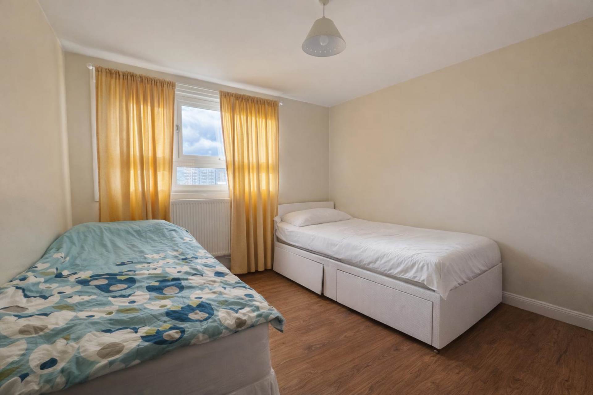 Rufford Towers, London, Image 8