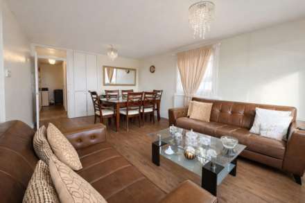 Rufford Towers, London, Image 1